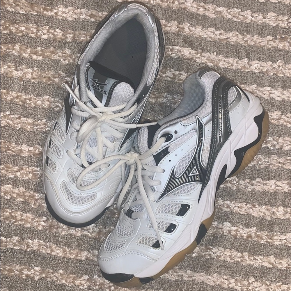 Mizuno Volleyball Wave Rally Shoes